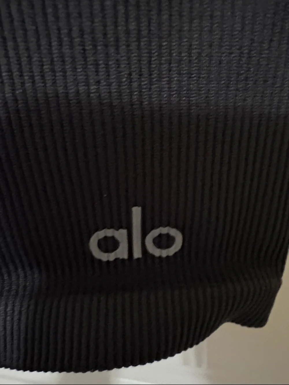 ALO Yoga Black High-Rise Ribbed Bike Shorts - Picture 4 of 8